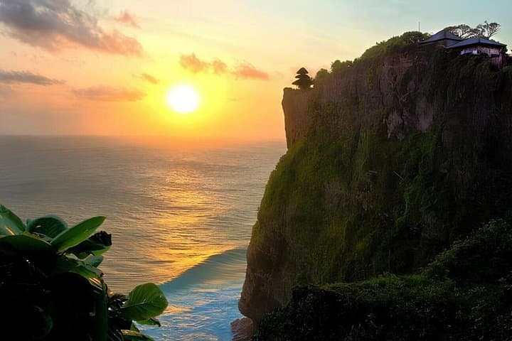 South Bali Day Tour: GWK, Melasti Beach & Uluwatu Kecak Sunset photo 2