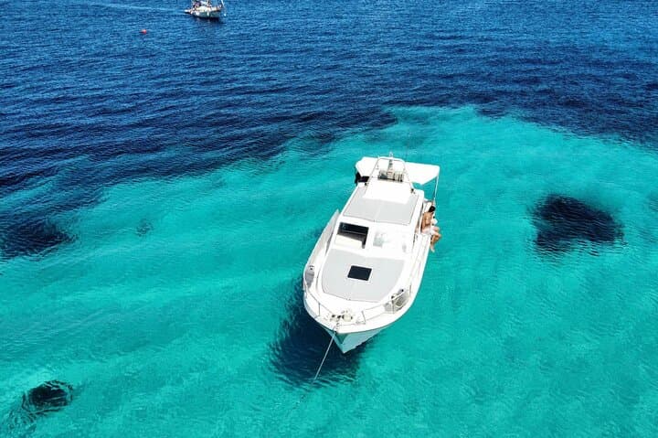 Private Boat Tour in La Maddalena Archipelago — Beaches, Snorkel & Lunch photo 2