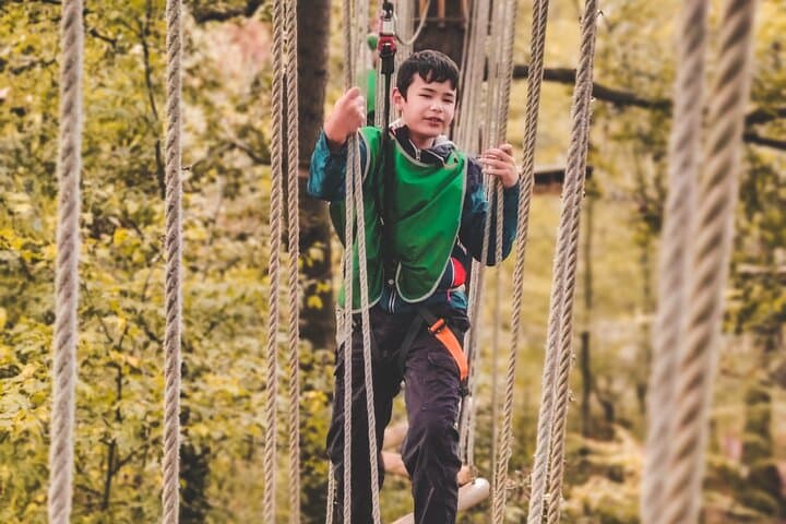 Créteil Treetop Adventure: High-Ropes Course, Zip Lines & Family Challenges photo 6