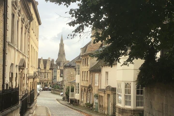 Stamford Private Walking Tour: Explore England’s Finest Georgian Town