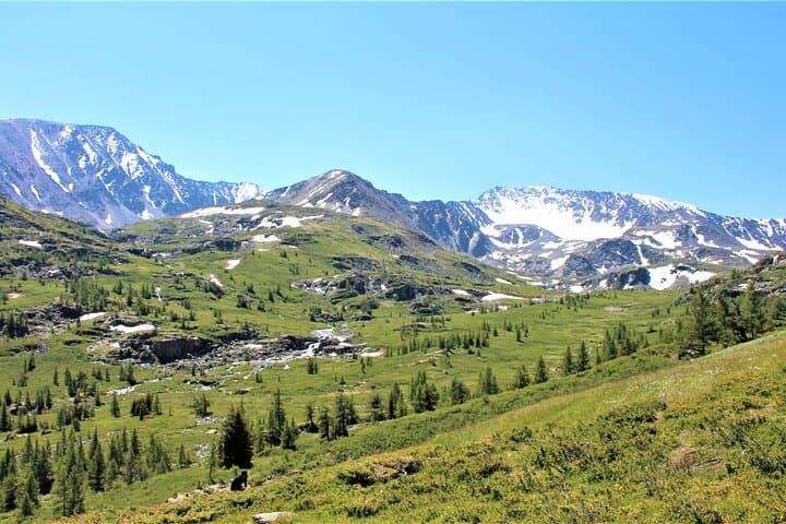 Altai Tavan Bogd Hiking & Malchin Peak Climb — 7-Day Mongolia Trek photo 6
