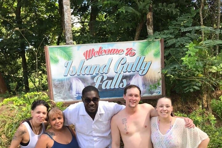 Private Dunn's River & Blue Hole Tour from Montego Bay — Climb, Swim, and Cliff-Jump photo 3