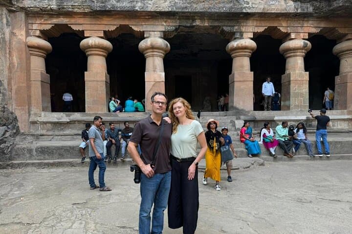 Mumbai Full-Day Sightseeing and Elephanta Caves Tour — Gateway, Caves & Harbour Views photo 1