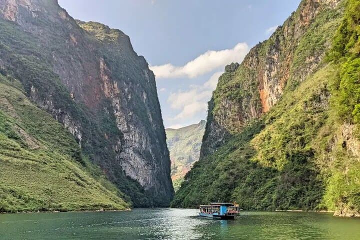 3-Day Motorcycle Loop Through Ha Giang's Karst Highlands photo 4