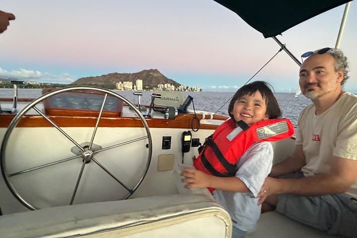 Intimate Waikiki Whale-Watching & Scenic Cruise from Ala Wai Harbor photo 5
