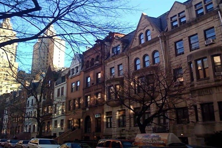 Upper West Side Walking Tour: Brownstones, Broadway & Riverside Secrets