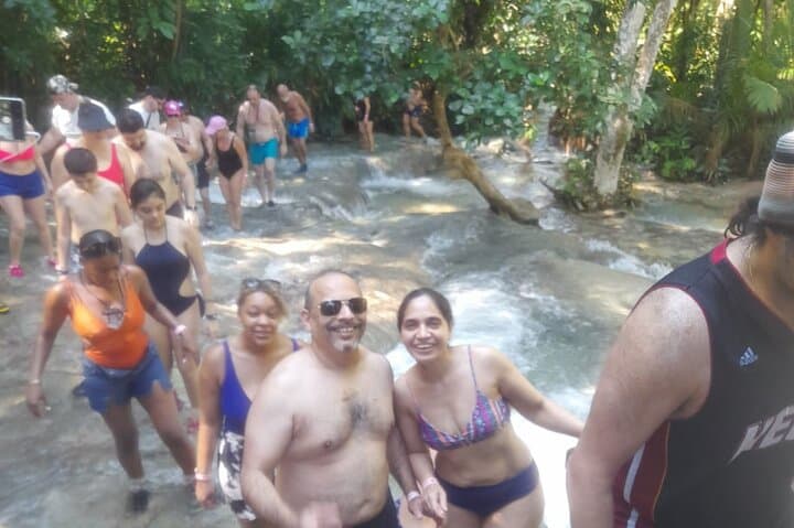 Private Dunn's River & Blue Hole Tour from Montego Bay — Climb, Swim, and Cliff-Jump photo 6