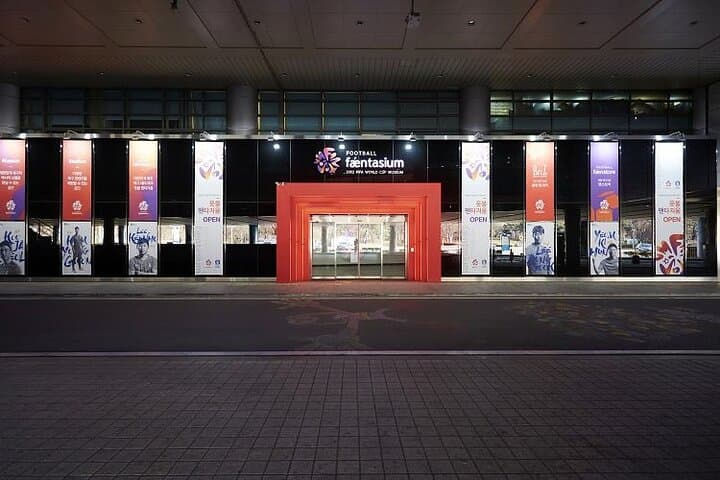 Inside Football Faentasium: Seoul's Interactive Soccer Experience photo 6