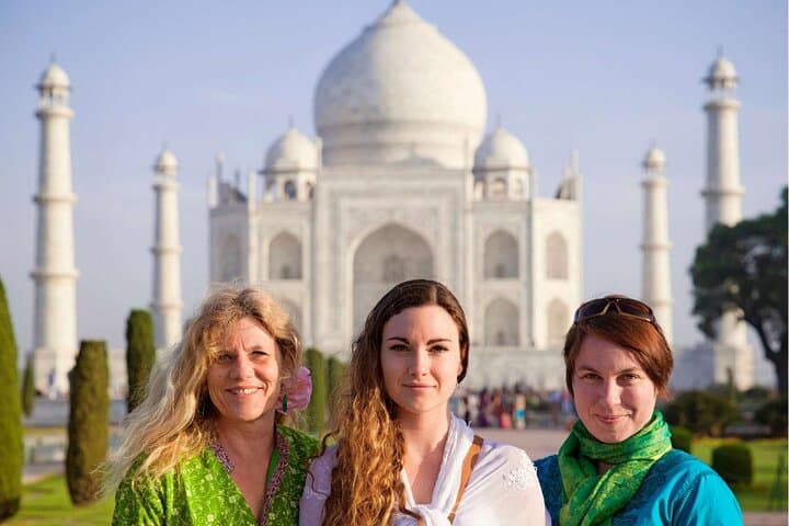 Skip-the-Line Taj Mahal & Agra Fort Guided Tour — Full Ticket Experience photo 2