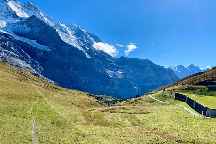Day Tour from Interlaken to Lauterbrunnen, Kleine Scheidegg & Grindelwald photo 4