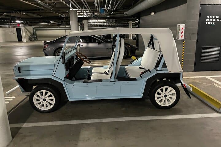 Cruise Huntington Beach: Hourly Electric Moke Rentals on Pacific Coast Highway photo 3