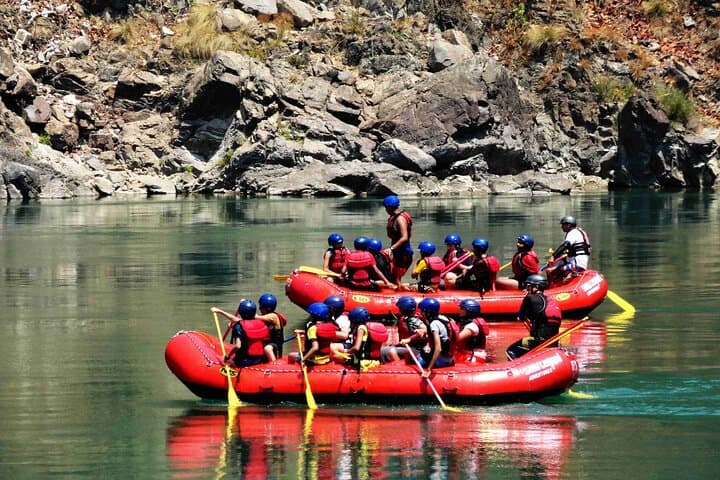Rishikesh River Rafting: Kaudiyala to NIM Beach — 34 km Whitewater Journey photo 2