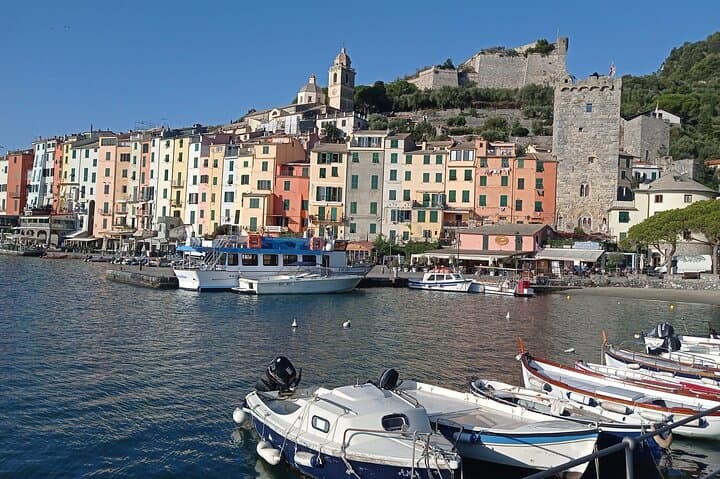 Accessible Cinque Terre Private Tour from Livorno — Portovenere, Corniglia & Vernazza photo 2