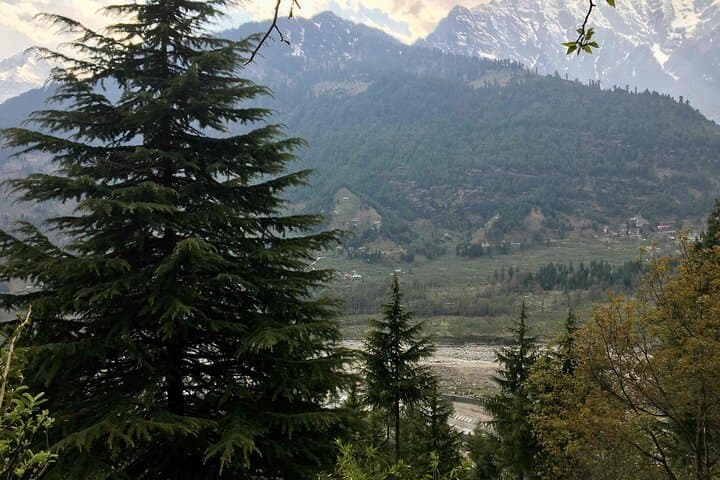 Jogini Waterfall Trek from Manali: Vashisht Temple to Jogini Falls