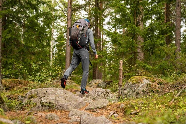 Jogini Waterfall Trek from Manali: Vashisht Temple to Jogini Falls photo 5