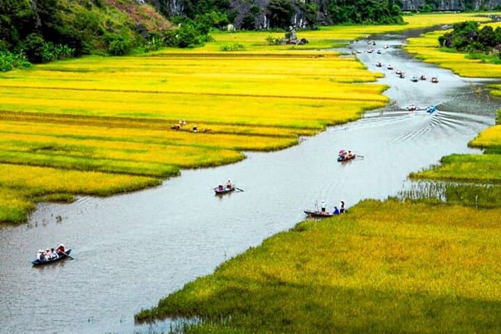 Tam Coc, Hoa Lu & Mua Cave Day Trip from Hanoi — Sampans, Steps & Village Rides photo 1