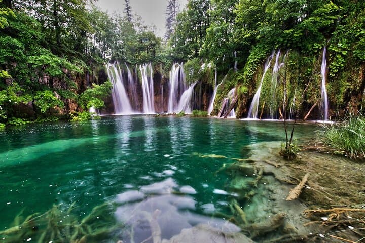 Full-Day Private Tour to Plitvice Lakes from Dubrovnik — Waterfalls, Boardwalks, and Karst Scenery