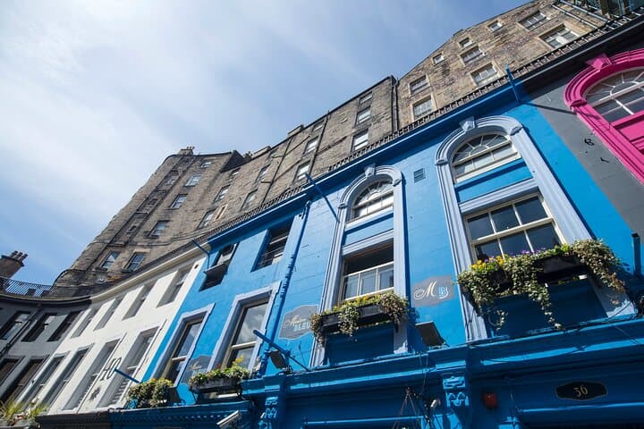 Edinburgh Food & Drink Walking Tour — EatWalk Tours Old Town Tastings photo 6