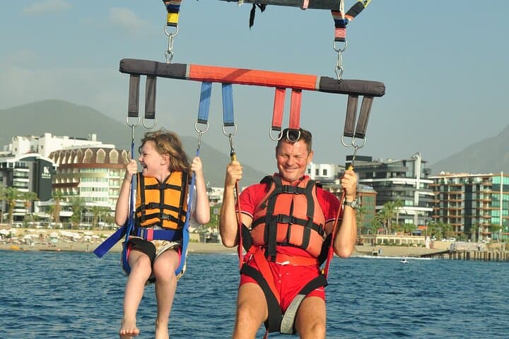 Parasailing Over Alanya: Small-Group Sky Ride Above the Mediterranean photo 2