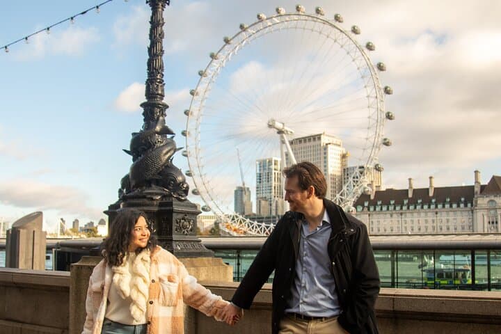 Private Photoshoot Outside the London Eye — South Bank Portrait Session photo 5