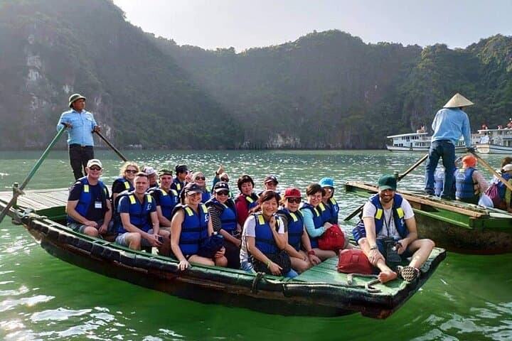 Full-Day Halong Bay Private Tour: Kayaking, Caves & Lan Ha Bay Cruise photo 4