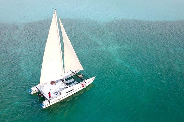 Private Catamaran Lunch on Bacalar Lagoon — Seven-Color Lagoon Cruise from Costa Maya photo 5