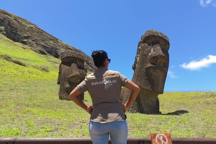 Rapa Nui in Two Days: Moai, Volcanic Craters & Coastal Trails photo 4