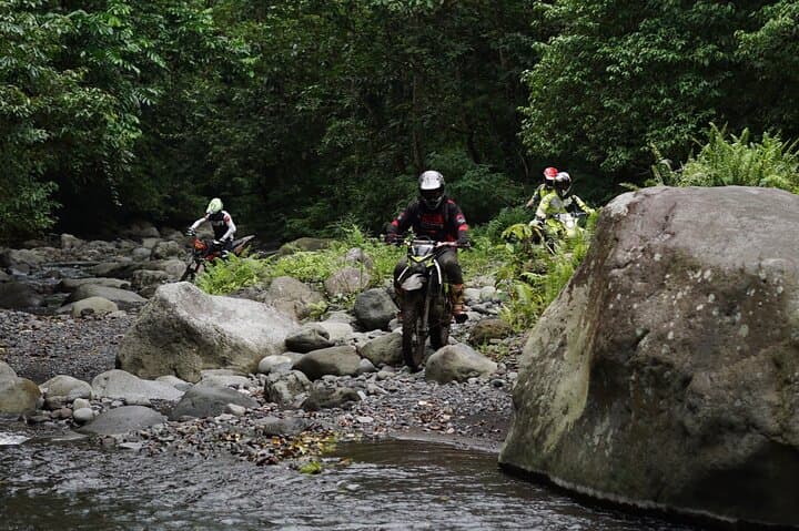 Lombok Off-Road Dirt Biking in Sesaot: Jungle Trails, Waterfall Swims & Blue Lake photo 2