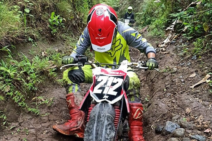 Lombok Off-Road Dirt Biking in Sesaot: Jungle Trails, Waterfall Swims & Blue Lake photo 5