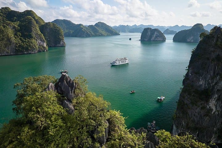 3-Day Halong Bay Cruise from Hanoi — Lan Ha Bay, Viet Hai & Kayaking photo 1