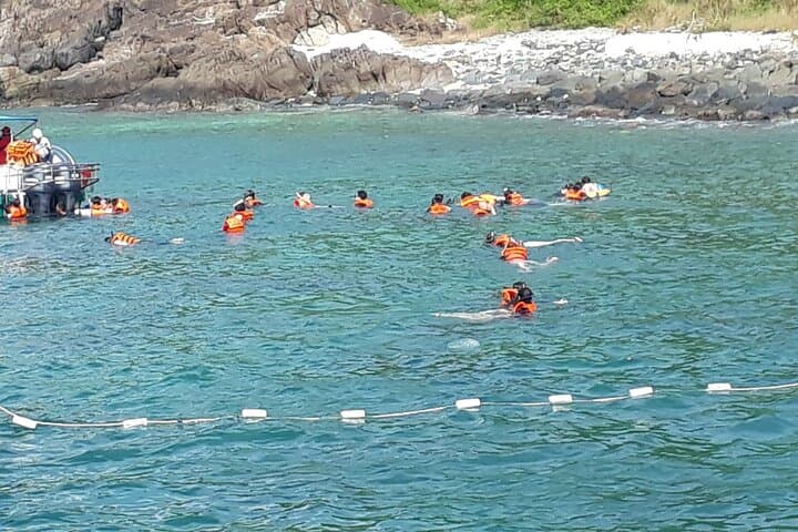 Nha Trang Bay Half-Day Snorkeling: Coral Reefs & Lunch on the Water photo 6