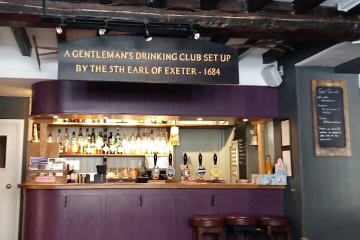 Stamford Half-Day Historic Pub Walk: Coach Inns, River Stops & Local Ales photo 2