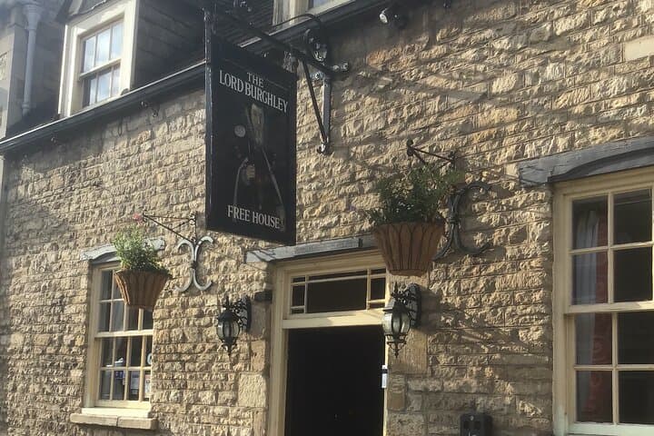 Stamford Half-Day Historic Pub Walk: Coach Inns, River Stops & Local Ales photo 3