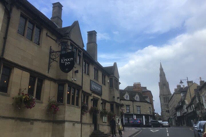 Stamford Half-Day Historic Pub Walk: Coach Inns, River Stops & Local Ales photo 6