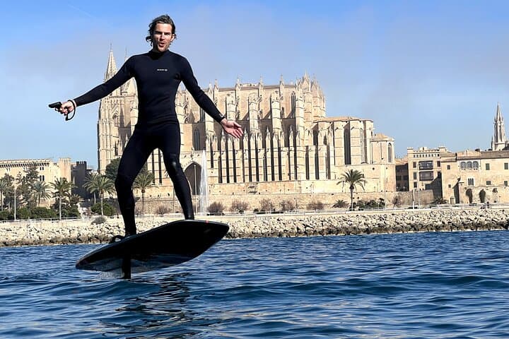 E‑Foil Academy Mallorca — Learn to Fly Over the Sea in Palma photo 3