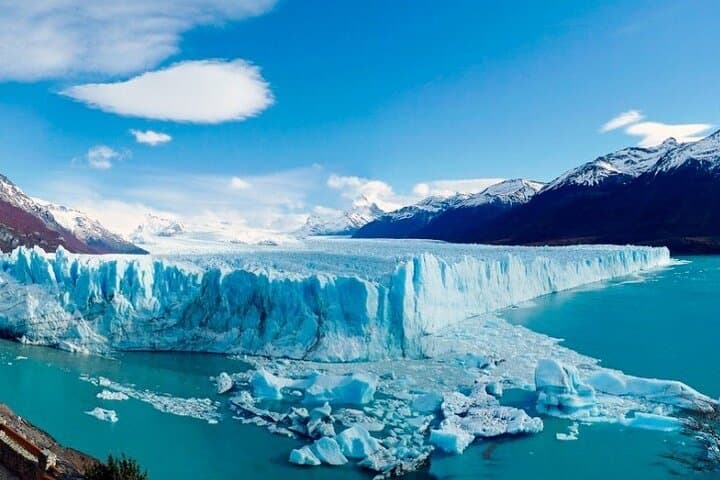Perito Moreno Glacier Walkways: El Calafate Boardwalks & Nautical Safari photo 3