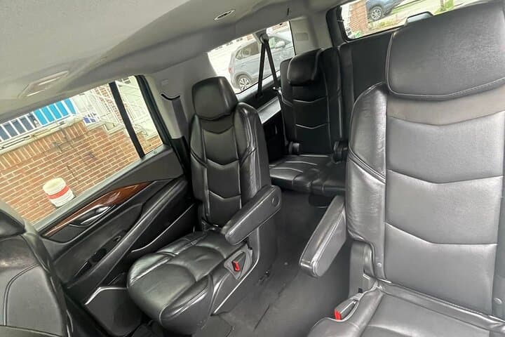 Luxury Private SUV Transfer from JFK, EWR & LGA to Manhattan photo 3
