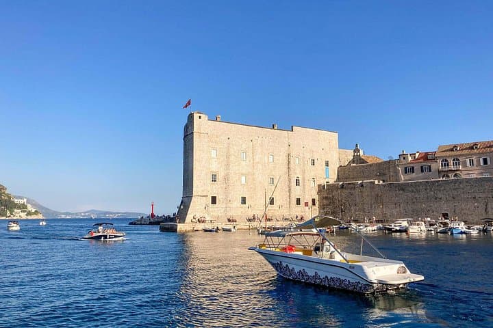Private Half-Day Speedboat Tour Along Dubrovnik Coast & Elaphiti Islands photo 2