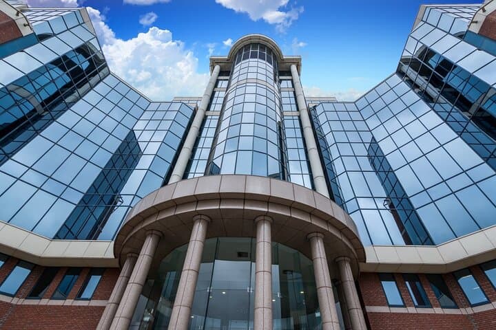 Private Romantic Walking Tour of Manchester — 2-Hour Couples' Cultural Stroll photo 4
