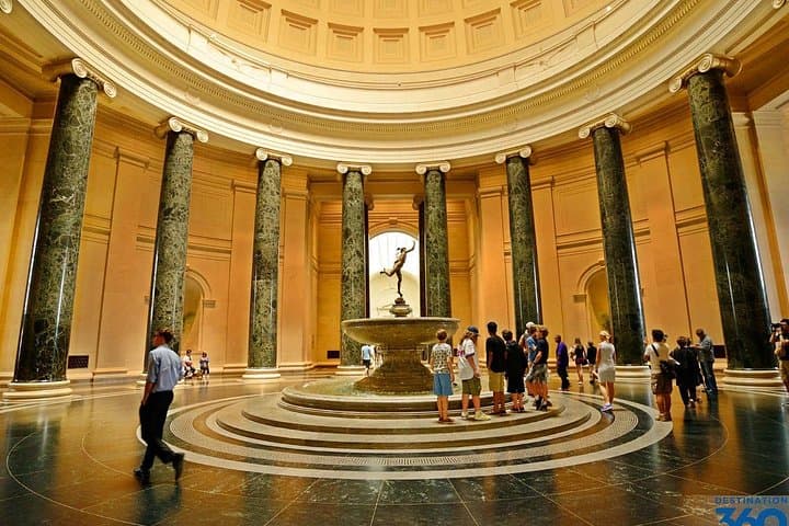Inside the National Gallery of Art Sculpture Garden: Highlights Tour Guide photo 4