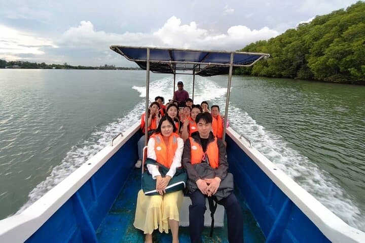 Kiulu White Water Rafting and Tuaran Firefly Cruise — Sabah River Adventure photo 5