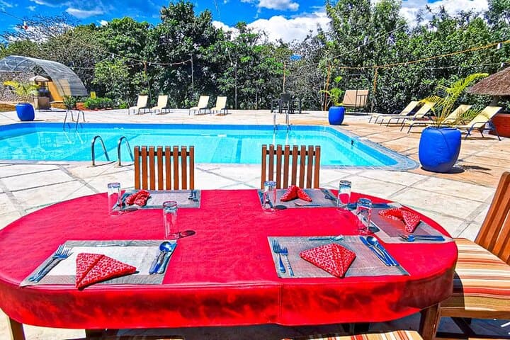 9-Day Kenya & Tanzania Classic Safari — Maasai Mara, Serengeti & Ngorongoro photo 4