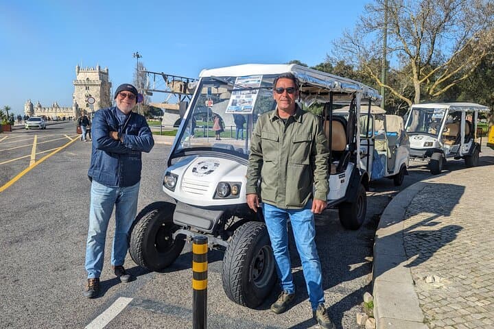 Lisbon by Electric Tuk‑Tuk: 4‑Hour Private Bohemian City Circuit photo 2
