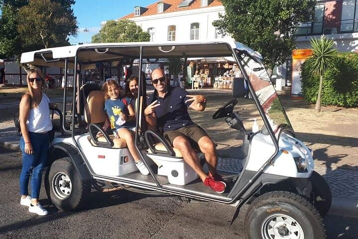 Lisbon by Electric Tuk‑Tuk: 4‑Hour Private Bohemian City Circuit photo 6