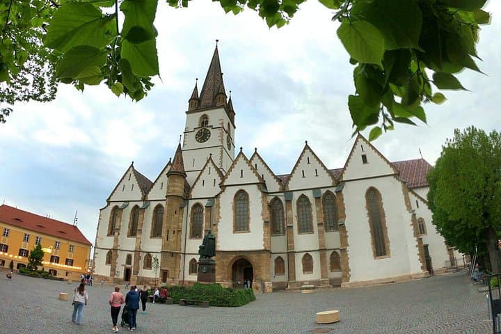 Private Corvin Castle and Sibiu Day Trip from Brasov: Skip-the-Line Medieval Tour photo 2