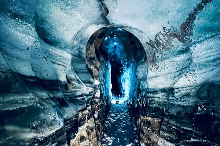Katla Ice Cave Tour from Vik — 4x4 to Mýrdalsjökull and the Blue Ice Heart photo 2