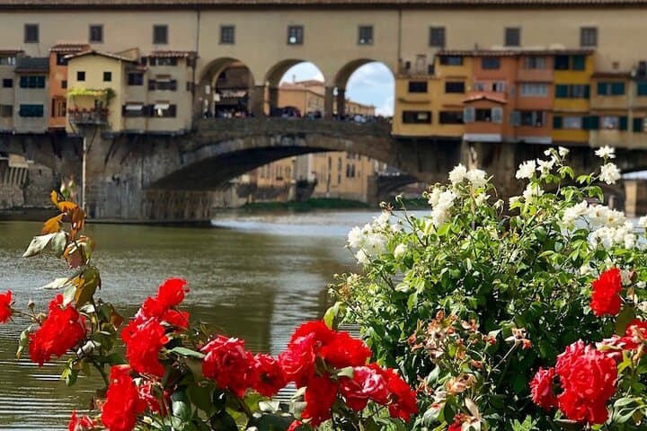 Florence Arno River Private Walking and Boat Tour with Aperitif photo 3