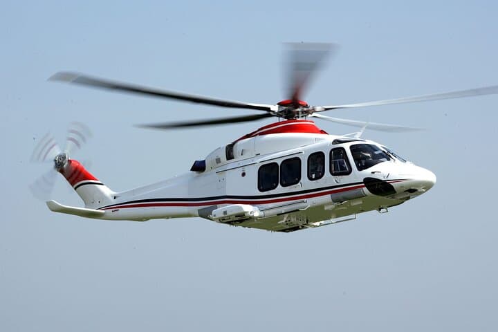Abu Dhabi Helicopter Tour: 45-Minute Skyline Flight Over Corniche & Cultural Coast