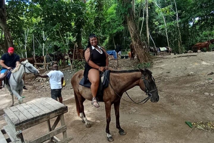 Ride, Swim & Explore Blue Hole: Private Horseback and Waterfall Adventure in Ocho Rios photo 6