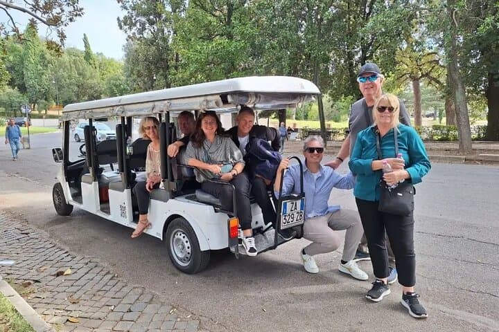 Private Half-Day Rome Golf Cart & eFiat Tour — Pantheon, Trevi, Spanish Steps photo 3